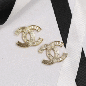 25ACDC44-9856-DB54-92F5-A32D71D4469C.png CCE642 cc Earring For Women