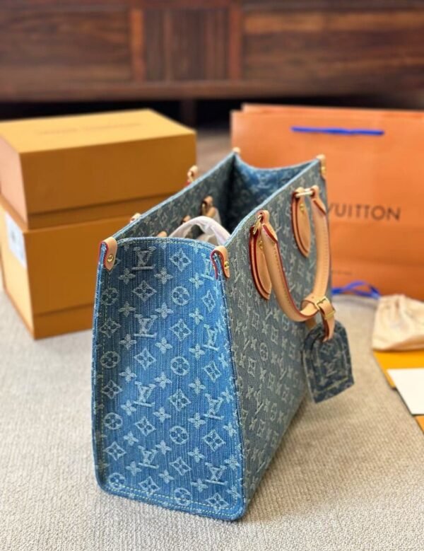 Louis Vuitton OnTheGo MM M46871