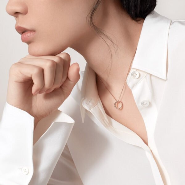 27A98306-9D4D-DB39-67CC-2C6B219EFC2E.jpg TRINITY NECKLACE