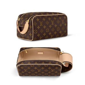 2822073B-1ACF-A507-8C19-34FF97BB1BF3.jpg Louis Vuitton Dopp Kit Toilet Pouch M44494