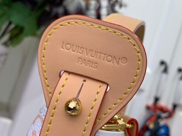 28D61A55-349F-B3CC-42E0-8E37B256689F.jpg Louis Vuitton M13089 LV x TM All In BB