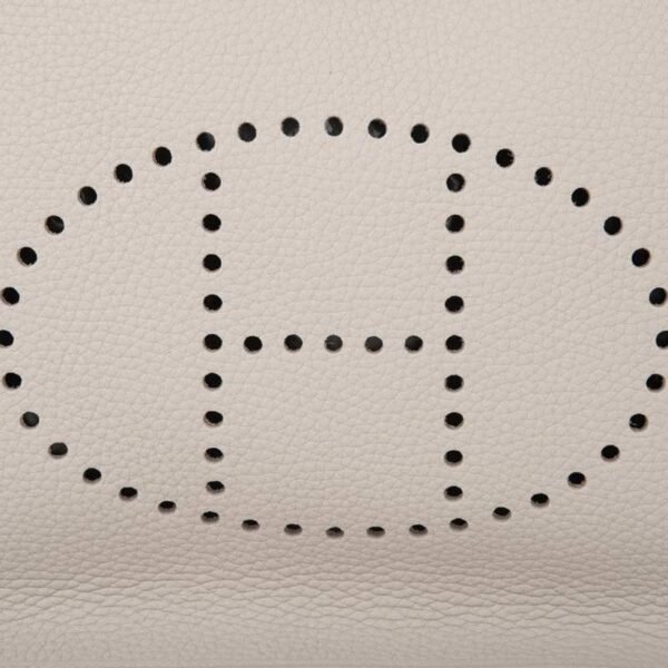 2AE39097-E54E-F108-C4FE-FE32D7FC17F5.jpg Evelyne PM Bag Beton Palladium Hardware Clemence Leather bag
