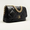 2B333D98-51C4-2F96-0F1F-D1C840BF1E57.jpg 19 Handbag - Maxi