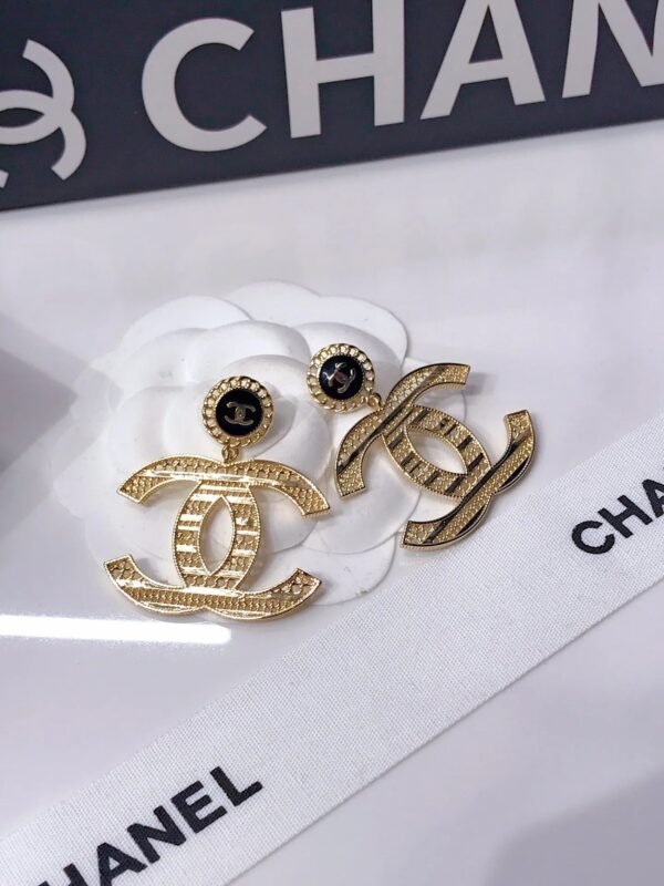 2B7566AC-9D4C-4B5A-5FE2-FF32881EBE5C.jpg CC Jewelry New 42