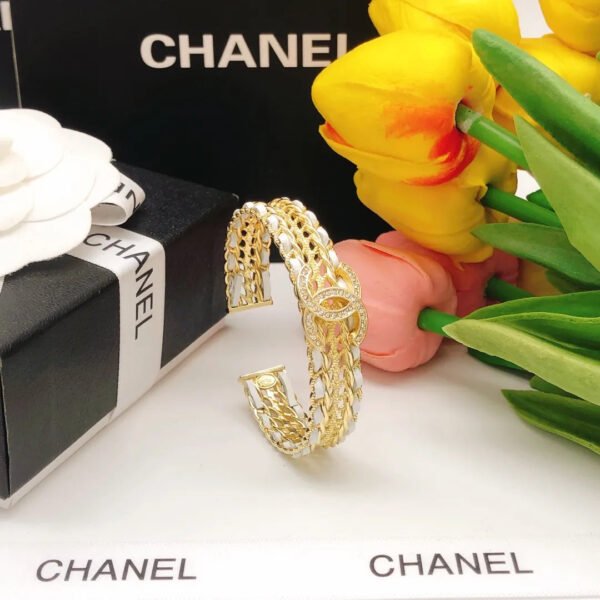 2B8284A3-6002-2612-E320-3B11413B1126.jpg CC Bracelet 0030