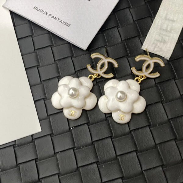 CC Earrings 0026