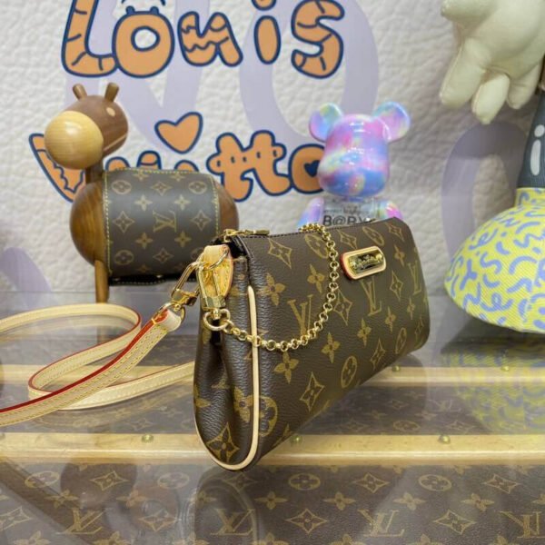 Louis Vuitton Eva Clutch M95567