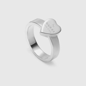 2F8E6A5B-F62E-DD42-C135-7216030CAB6D.jpg TRADEMARK RING WITH HEART PENDANT