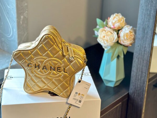 Leather handbag - Gold