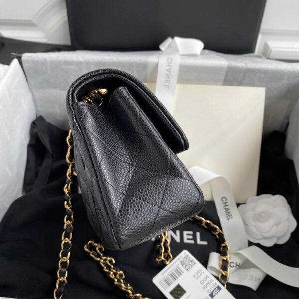 30AF74EF-615B-77CF-AAB0-F3D5DBB2A1F4.jpg Chanel Mini Classic Handbag Black For Women 6.7in/17cm