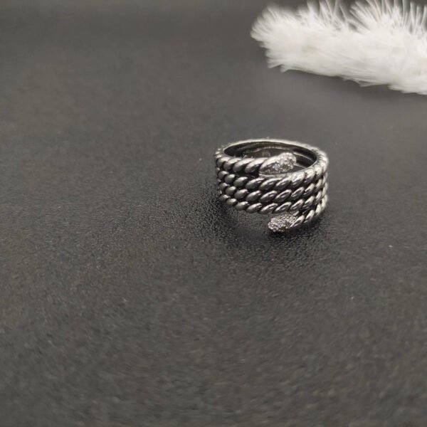 30C37963-C1F5-1BD8-F543-E6E00CFBDC69.jpg David Yurman Diamond Willow Serpentine Ring - 6