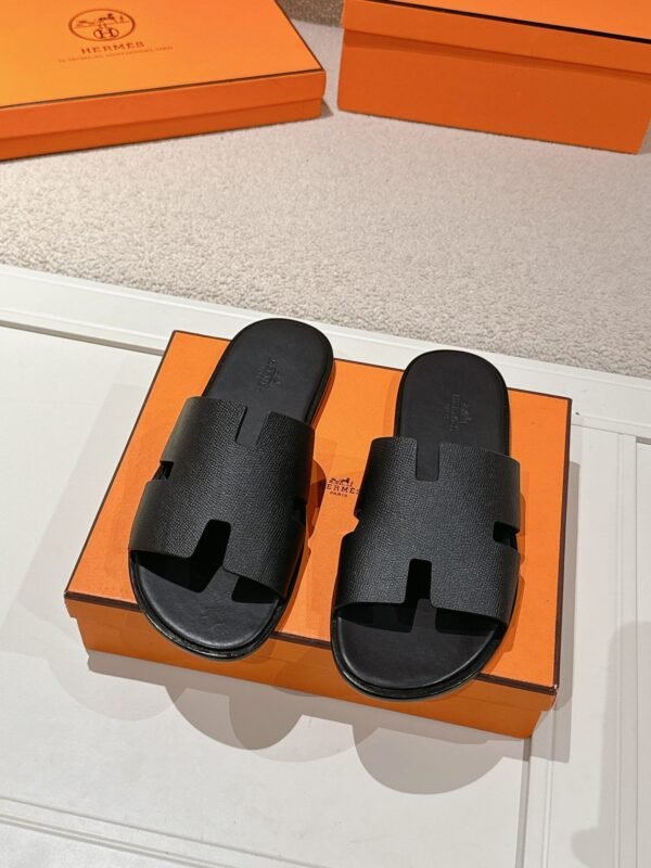 Hermes Men's Izmir Sandal