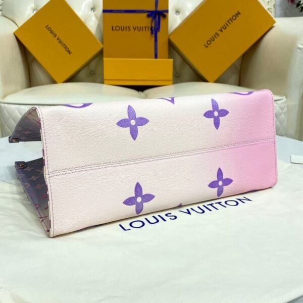 Louis Vuitton OnTheGo MM M20510