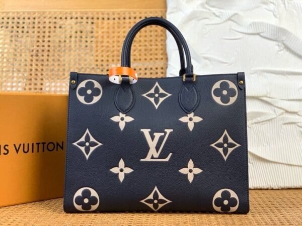 3249B408-C0D0-8744-7766-5692D35EE5C1.jpg Louis Vuitton OnTheGo MM M47084