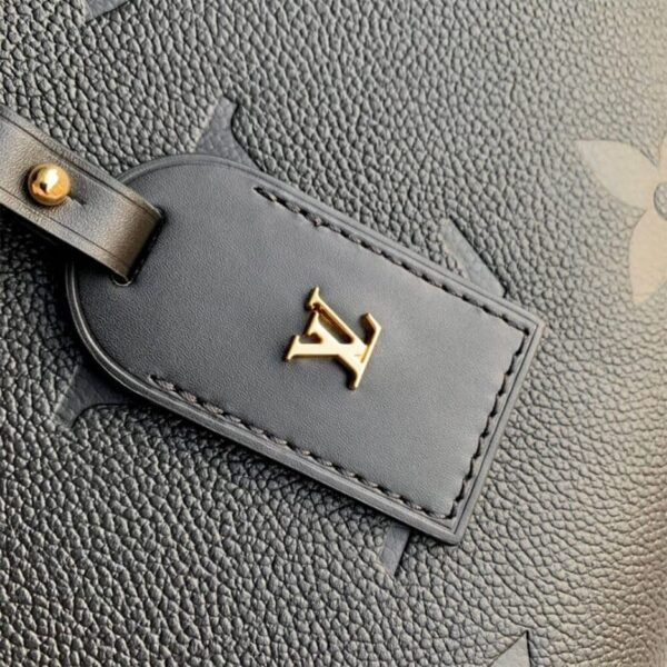 Louis Vuitton Carryall MM M46289