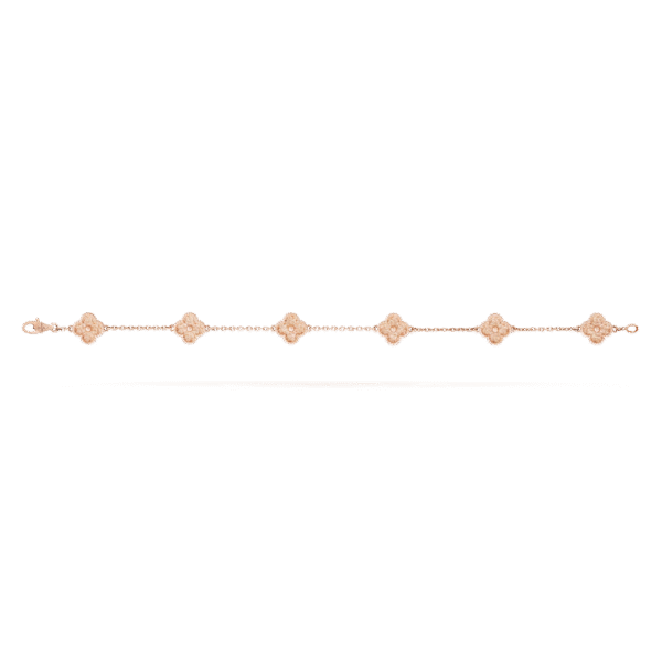 3288342D-F346-0FF0-71CA-169014F1AEFF.png Sweet Alhambra bracelet, 6 motifs
