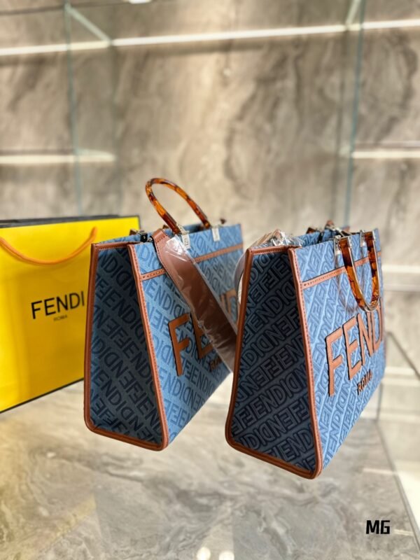 Fendi Sunshine Medium