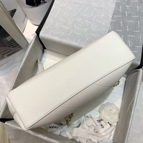 35360DEF-6152-CD15-7415-DB06ECAFF92D.jpg CHANEL Small Shopping Bag