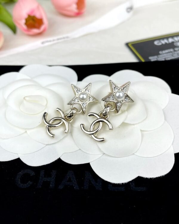 35893A55-C7EE-1B8E-399A-7D07EA5DCB83.jpg CC Jewelry New 15