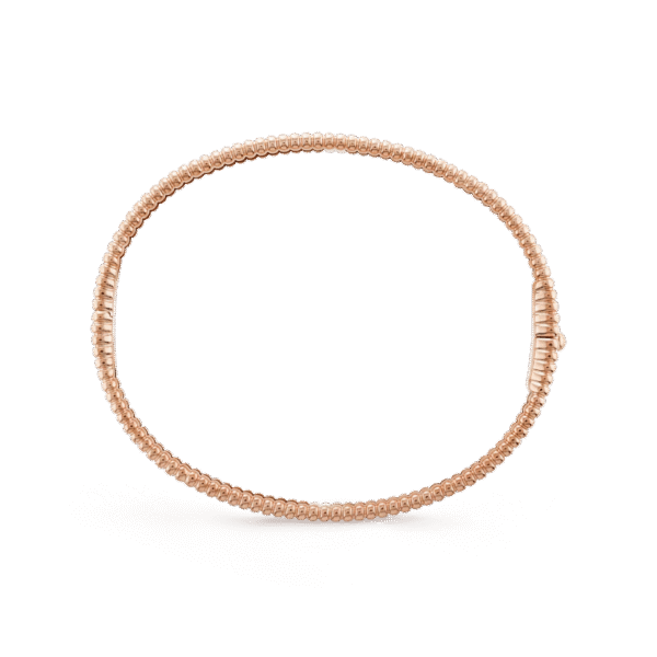 35C0E680-9297-7FFE-71D2-C461DD87ED27.png Perlee signature bracelet, medium model