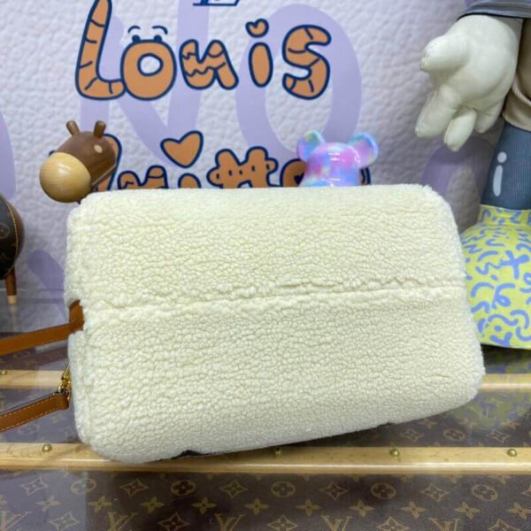 Louis Vuitton Shearling Speedy Bandouli&egrave;re 25 M23468