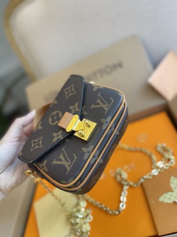 Louis Vuitton MICRO M&Eacute;TIS Chain Bag M81267