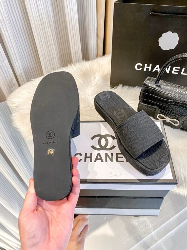 Chanel Women's Logo 25ss CC Sandal