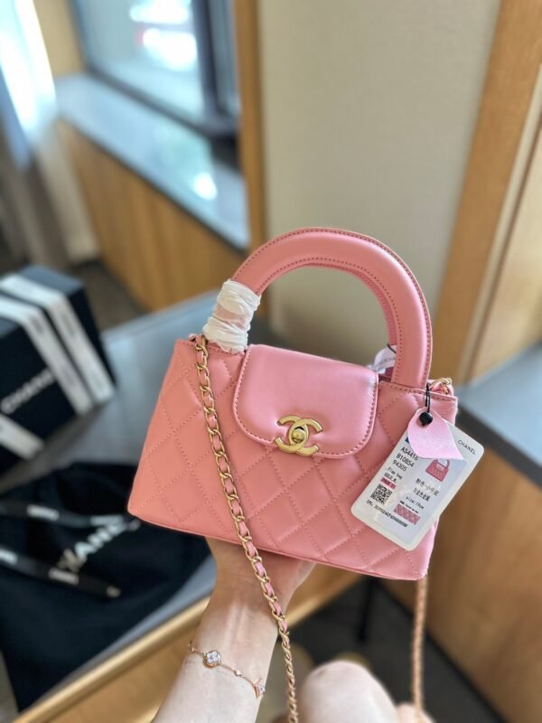 39C5A435-4CB9-9E63-F7D5-BCD4DA602B2C.jpg Shiny Aged Calfskin Coral Mini Kelly Shopping Bag - Black
