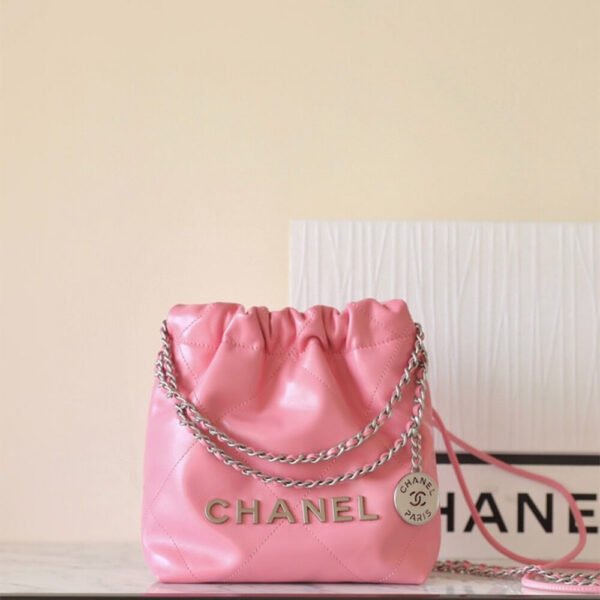CHANEL 22 MINI HANDBAG AS3980