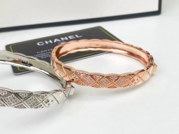 3C26D529-D207-84F6-B336-36C47E2924FC.jpg CC Bracelet 0019 - Rose gold
