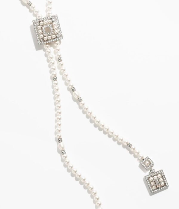 3C96E7D2-BC0C-AF2B-36BC-81743C290A9A.jpg NECKLACE