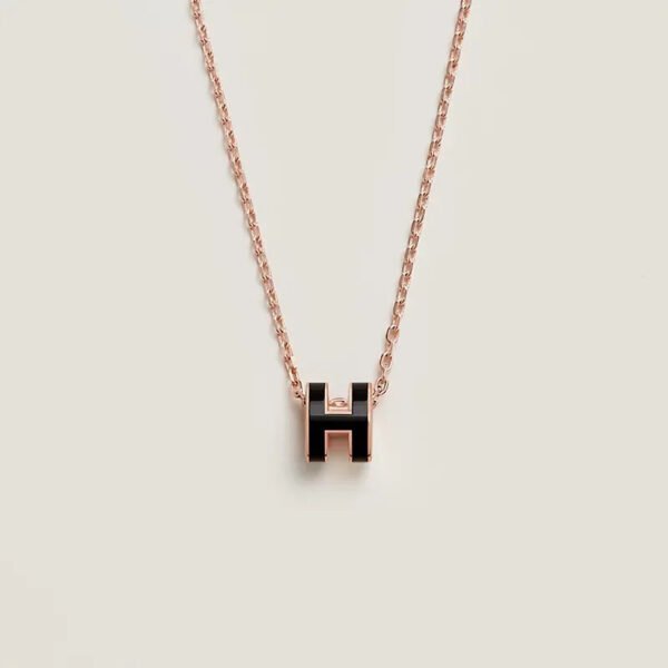 3CBDBB07-1669-D3F4-8343-D6EDDFC30399.jpg Mini Pop H pendant - Orange Soie