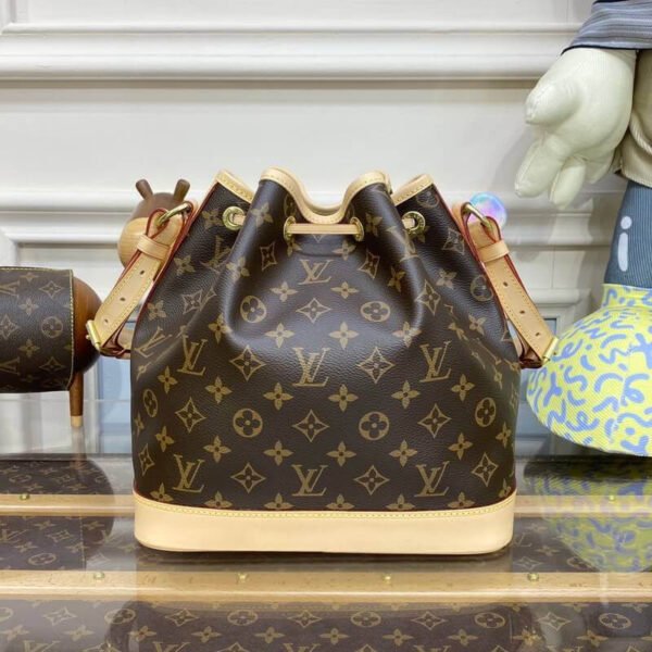 Louis Vuitton Petit No&eacute; M46984