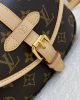 429451C5-5FEE-9BBB-168B-2F64887E248C.jpg Louis Vuitton M46740 Saumur BB