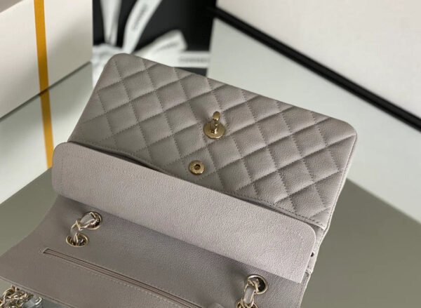 4586F173-BFDA-4BEF-6590-EE42A518A869.jpg Chanel Classic Handbag 26cm Grey For Women A01112