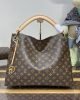 46A044A4-2CD9-EE68-BEB2-79C0AA4260BF.jpg Louis Vuitton Artsy MM M40249