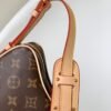 Louis Vuitton Croissant MM M46828