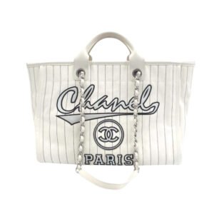 48703F48-9292-45C6-1E1E-49BE66DD0C4D.jpg CHANEL Chanel Doville Tote And Shoulder Bag