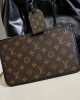 4B4C5339-932C-441E-0066-1688D8AA2834.jpg Louis Vuitton M25143 CarryAll MM
