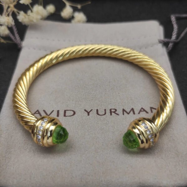 Classic Cablespira&reg; Bracelet 18K Yellow Gold with Peridot And Half Diamonds, 7mm