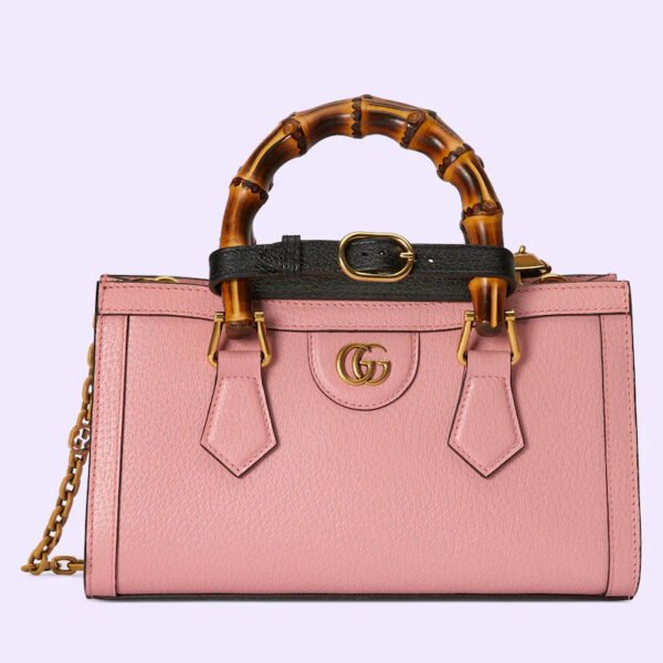 4C5C0B23-BB37-EBF8-D41D-1F7DA869F818.jpg DIANA SMALL SHOULDER BAG