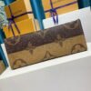 Louis Vuitton M46823 OnTheGo Voyage