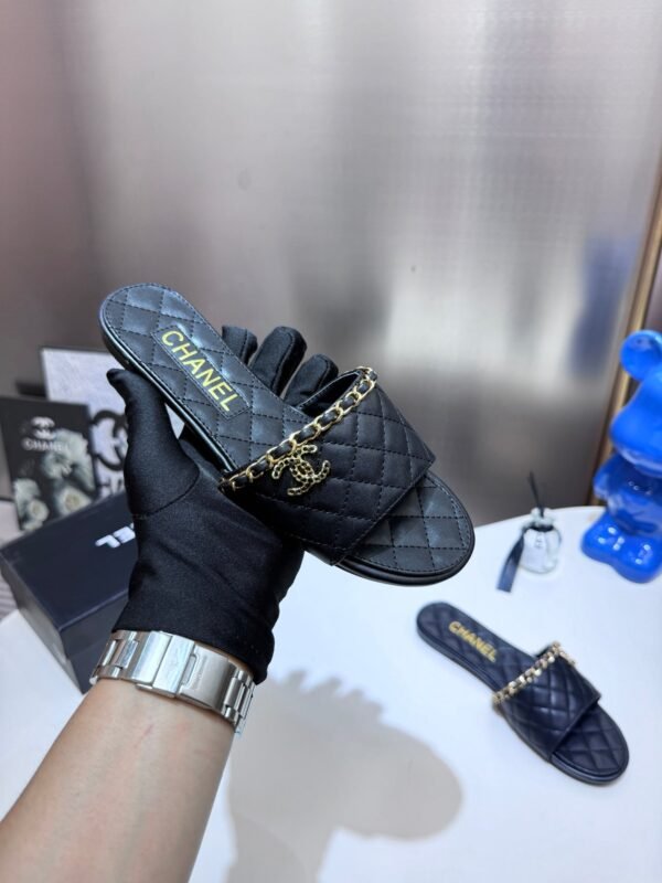 Chanel Women's Logo 25ss CC Sandal