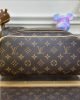 4EB694F1-F34C-4E0F-7D62-B40F8AADBCCE.jpg Louis Vuitton Dopp Kit Toilet Pouch M44494