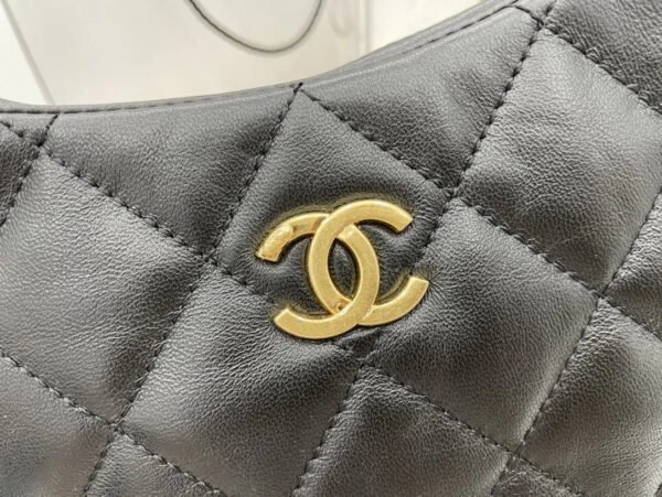 Chanel Hobo Handbag Black For Women, Women&rsquo;s Bags 9.4in/24cm AS3562 B09178 94305