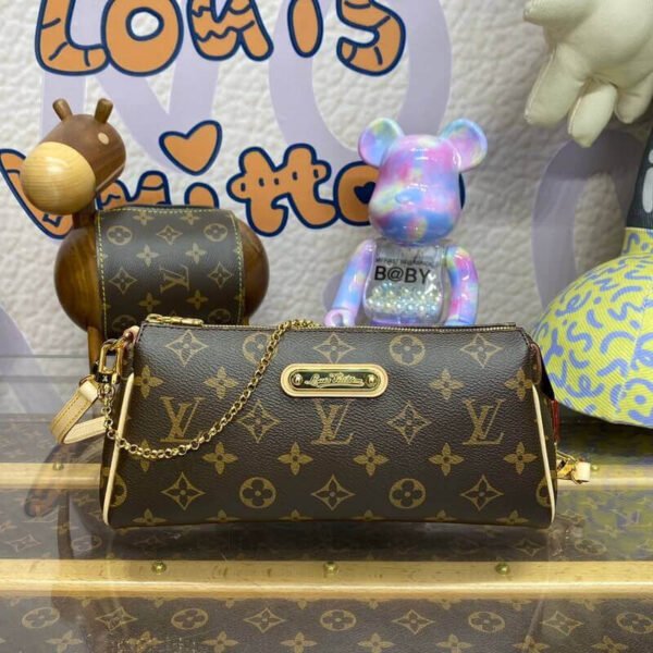 Louis Vuitton Eva Clutch M95567
