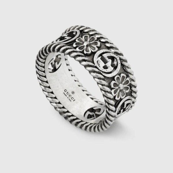INTERLOCKING SILVER RING