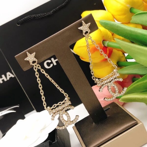 530275D9-CF26-B044-E07C-FF2951C2DA77.jpg cc Earrings