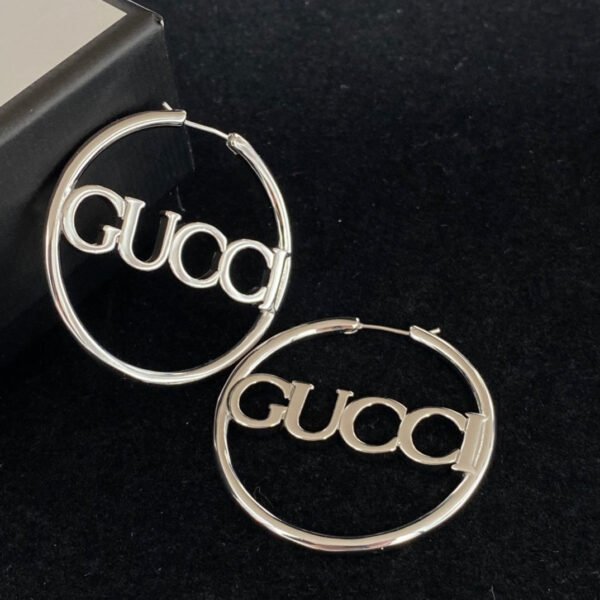 565FA7AE-32C8-3EC7-1596-8A5079A03077.jpg Gucci GG Earrings