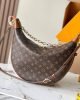 57393AA3-4DCB-A0D9-6F8D-41394362EF63.jpg Louis Vuitton Loop Hobo M46311